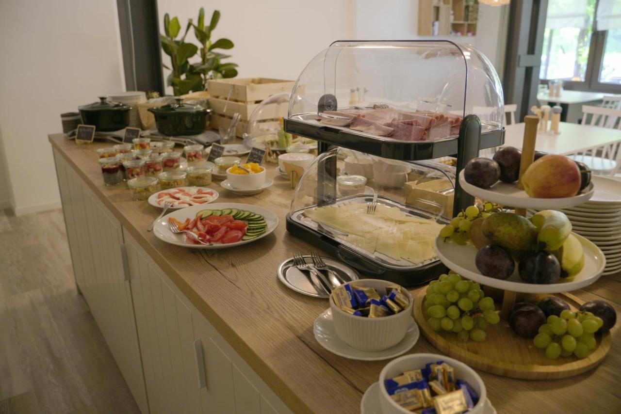 Ley Hotel คล็อตเทน ภายนอก รูปภาพ